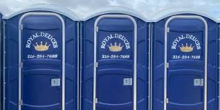 Portable Toilet Rental for Emergency Services in Luling, TX
